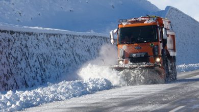 Van'da kar hayatı felç etti: 390 yerleşim yerinin yolu kapandı 12 AW650895 01