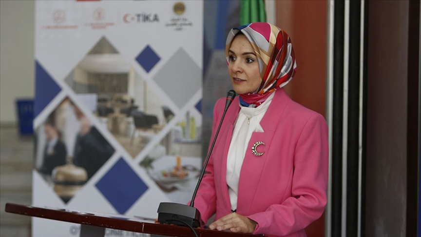 Aile ve Sosyal Hizmetler Bakanı Göktaş, oyun platformlarından yaşa uygun içerik sınıflandırması ve daha güçlü ebeveyn denetimi talep etti.