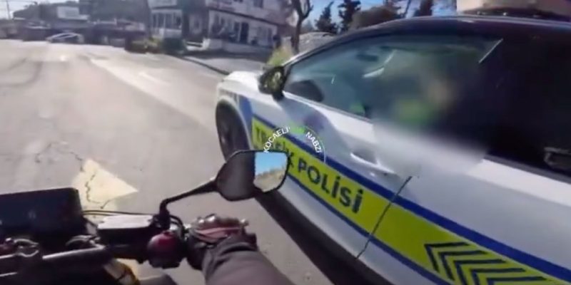 Kocaeli'de trafik magandası kameraya takıldı! 2 Kocaeli'de trafikte korkutan anlar