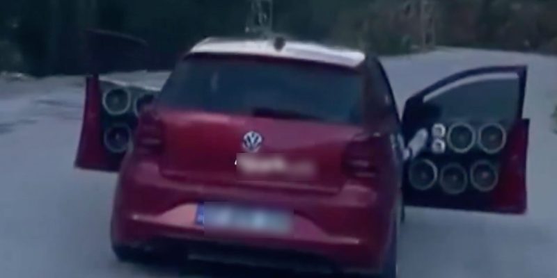 Antalya'da 15 yaşındaki çocuk sürücüye ceza 2 Antalya'da çocuk sürücüye ceza