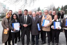 Ankara’da yeni bir siyasi oluşum resmiyet kazandı. Şevket Göçmen öncülüğündeki Alternatif Parti’nin kuruluş dilekçesi İçişleri Bakanlığı’na sunuldu.