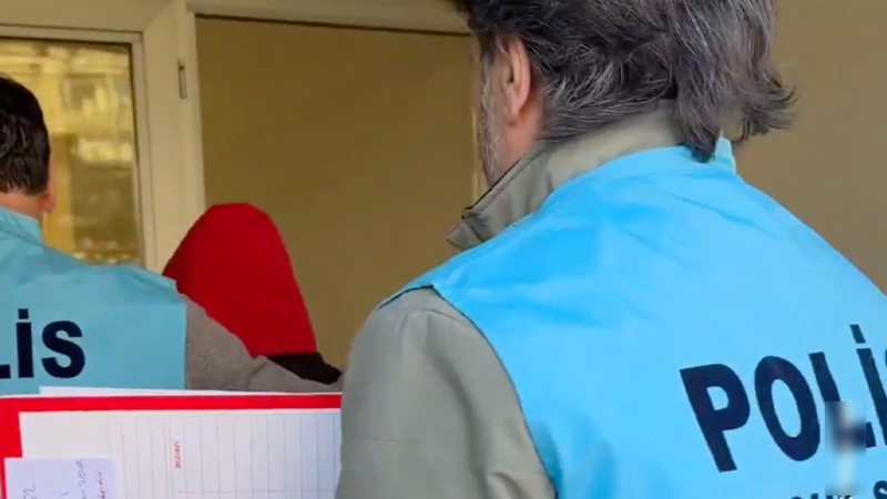 Samsun'da 14 yaşındaki çocuk bir kişiyi bıçakladı