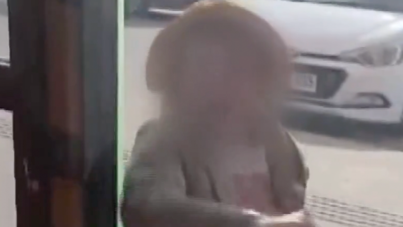 Kayseri'de bir kadın eczaneye saldırı