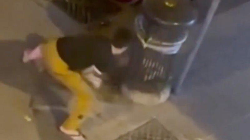 İstanbul’da kendiyle hayali bir çatışmaya girdi 2 İstanbul’da garip olay