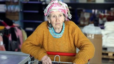 Gaziantep'te yaşayan 72 yaşındaki hurdacı kadının yaptığı bağış, duyanları duygulandırdı.