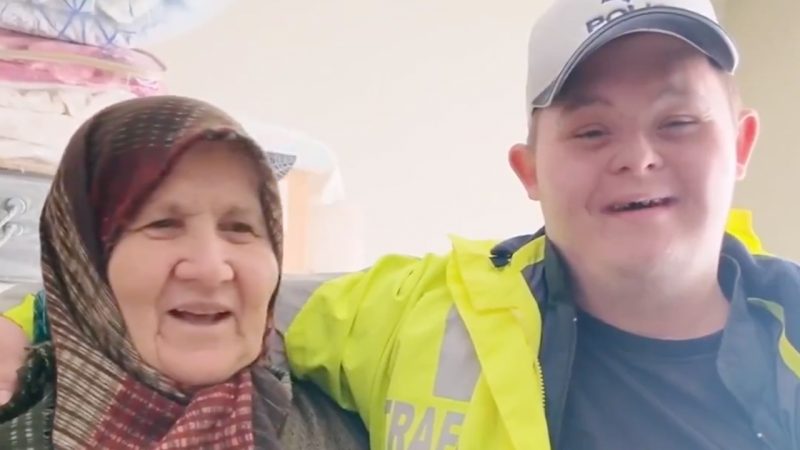 Düzce'de Down sendromlu Fırat hayallerini gerçekleştirdi 2 Düzce'de Down sendromlu Fırat'n mutlu günü