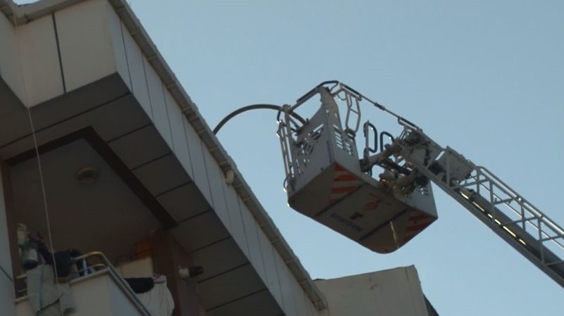 Esenyurt’ta yangın 3 binayı etkiledi