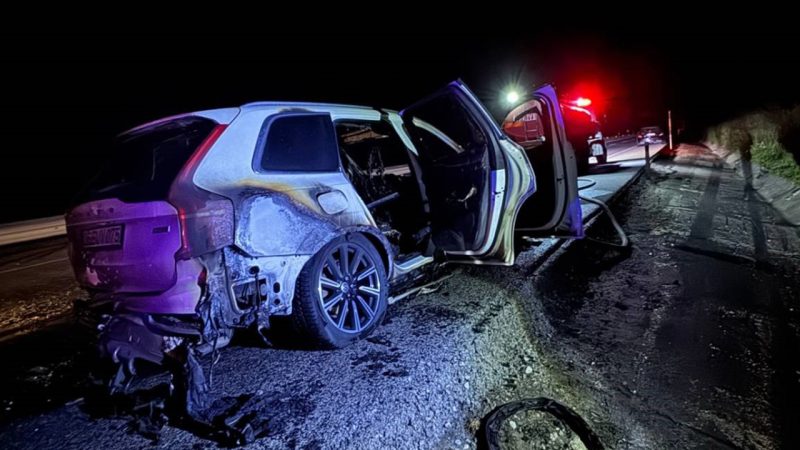 Edirne’de jip alevlere teslim oldu