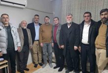 Manisa’nın Salihli ilçesinde imam Harun Oğul, yatsı namazı sonrası bıçaklı saldırıda yaralandı.