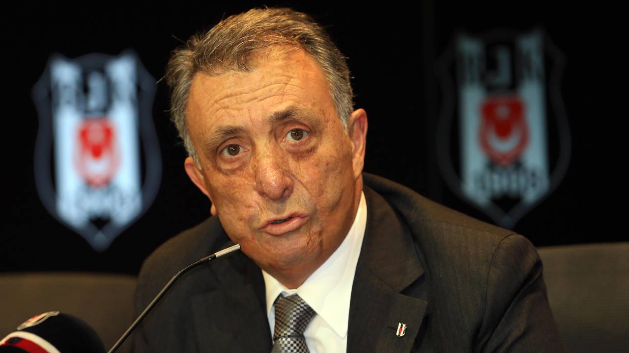 Ahmet Nur Çebi'nin Testi de Pozitif Çıktı! 1 Ahmet Nur Çebi'nin sözlerinin sosyal medyaya düşmesiyle birlikte büyük tepkiler oluştu.