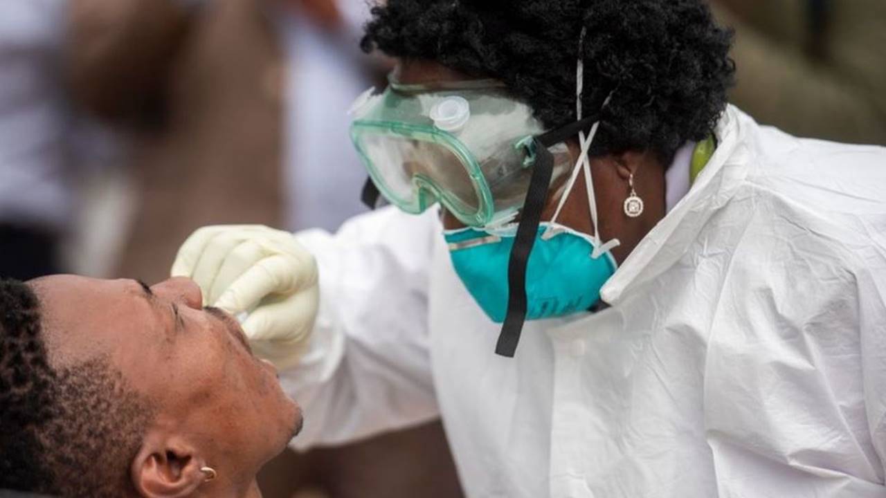 Test Yapıyorlar, Sonuç Alamıyorlar! 1 guney afrika koronavirus
