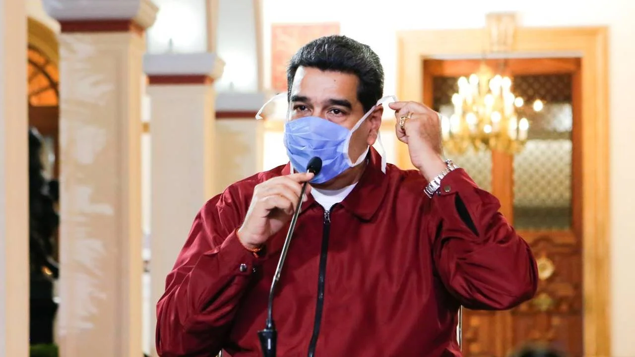 Venezuela'da Salgın Hazırlığı Yok! 1 maduro maske
