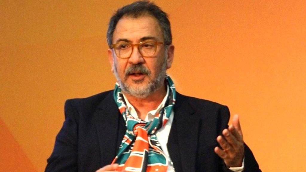 İçinizdeki Hainler Kimler? 1 Turgay Büyükkarcı