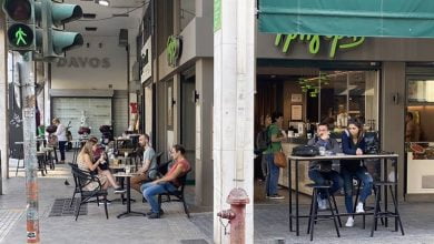 Yunanistan'da Normal Günler: Cafe ve Restoranlar Açıldı 14 yunanistan restoranlar