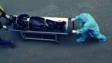 Hindistan'da Korkulan Oluyor: Bir Günde 2 bin Ölü 14 Hindistan Koronavirüs Salgınında Ağır Yara Alıyor