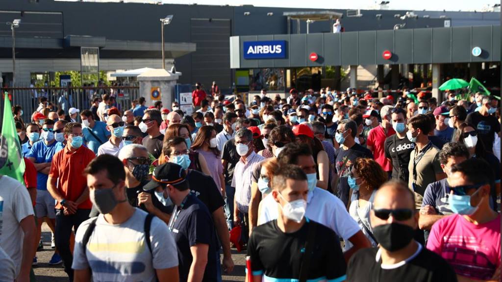 Binlerce İspanyol'dan Airbus Protestosu