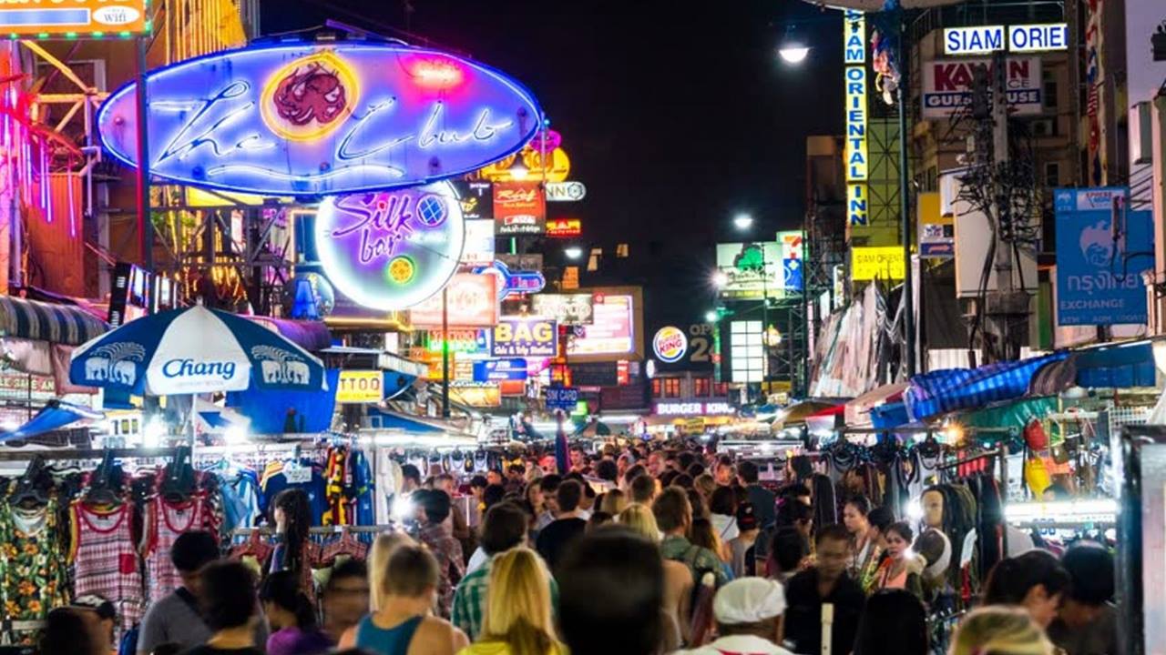 Dünyanın En Ünlü Caddeleri: Khaosan Road