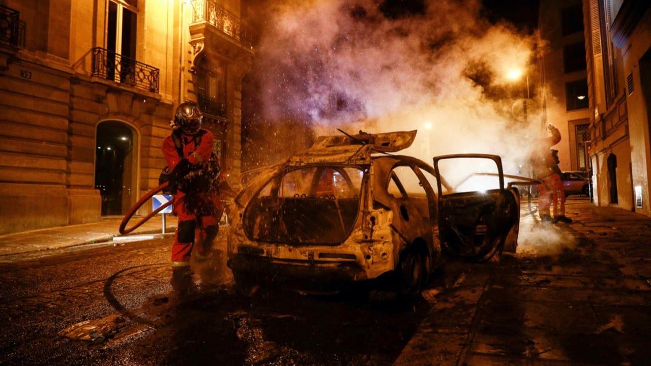PSG Taraftarları Şehri Ateşe Verdi! 148 Gözaltı