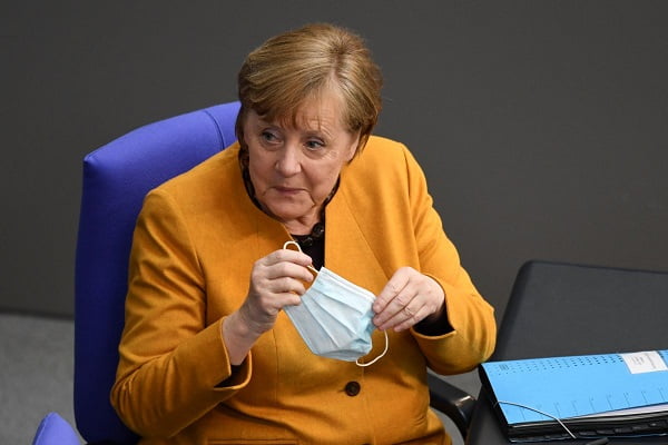 Merkel'den İstanbul Sözleşmesi açıklaması