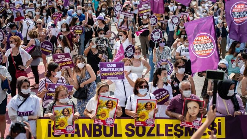 İstanbul Sözleşmesi'nden Türkiye'nin Cumhurbaşkanlığı Kararnamesi ile çekildiği açıklandı 1 stanbul Sözleşmesinden Türkiyenin Cumhurbaşkanlığı Kararnamesi ile çekildiği açıklandı