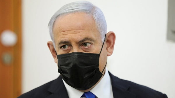 İsrail Başbakanı Netanyahu görevini kötüye kullanmakla suçladı