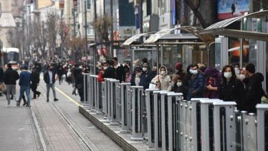 Turkiyede son 24 saatte 42 bin 551 yeni vaka tespit edildi 193 kisi hayatini kaybetti