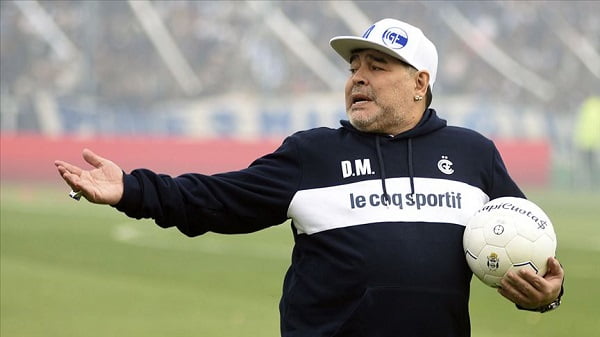 Maradona'yla ilgilenen sağlık çalışanlarına 'taksirle adam öldürme' suçlaması