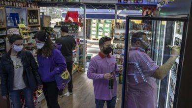 Alkol yasagi Marketler icki satisina devam ediyor yetkililer ise yasagin surdugunu soyluyor