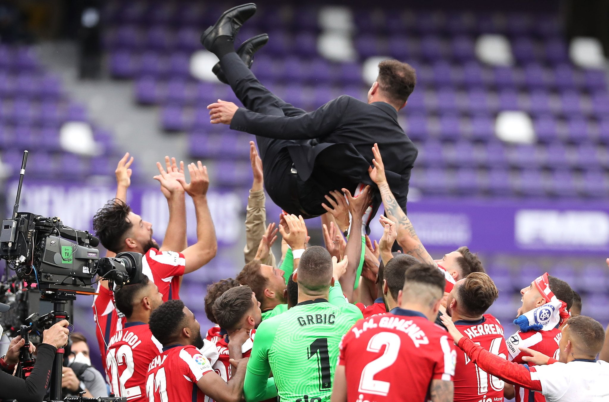 Atletico Madrid 7 yıl aradan sonra La Liga şampiyonu oldu