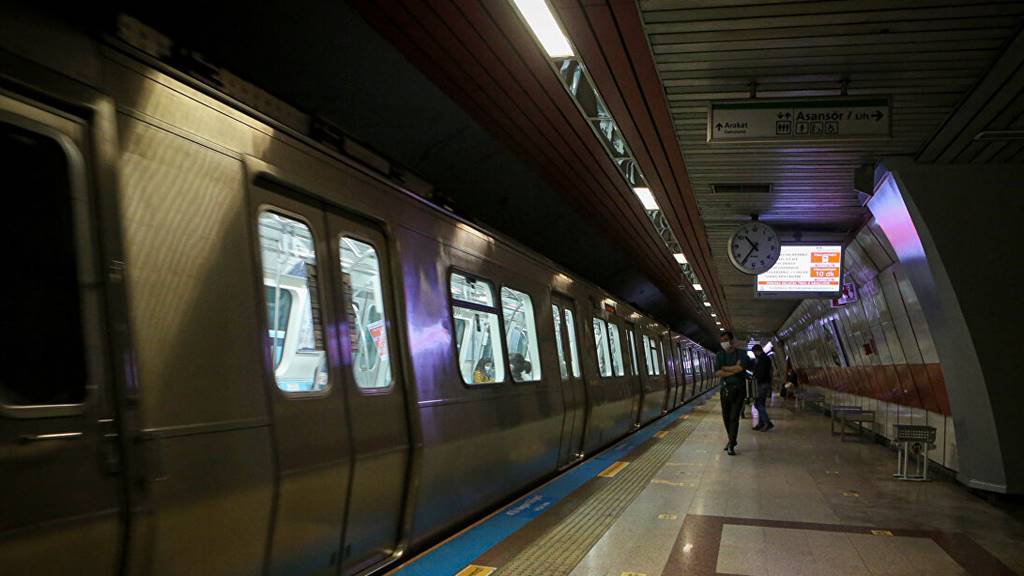 İstanbul'da Metro Sefer Aralıkları Yeniden Düzenlendi