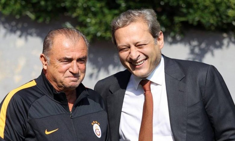 Galatasaray'da yeni başkan Burak Elmas'ın Fatih Terim'e güncel kurdan 3 milyon euro maaş vereceği ileri sürüldü.