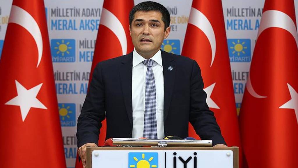 Buğra Kavuncu'ya Halk TV Çıkışında Saldırı 1 bugra kavuncu saldiri