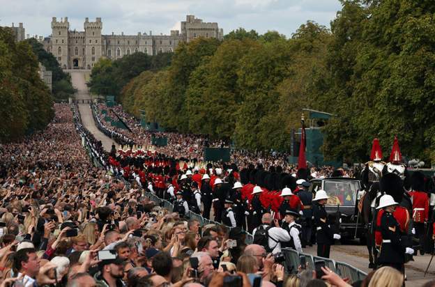 Kraliçe 2 Elizabeth resmi cenaze töreni yapıldı