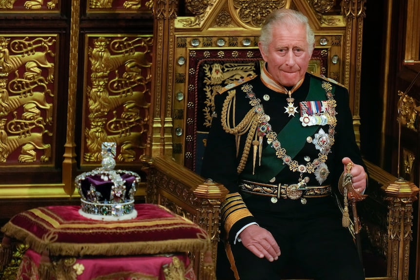 İngiltere'nin yeni hükümdarı Kral 3. Charles 1 Prens Charles