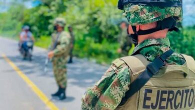 Kolombiya'da silahlı saldırı: 8 polis öldü