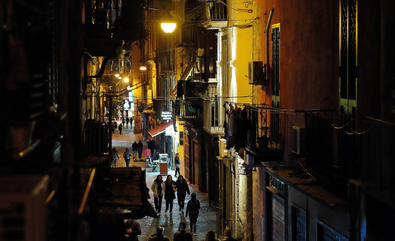 Napoli Sokakları - Napoli Gezi Rehberi