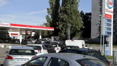 Fransa'da akaryakıt krizi büyüyor 10 Fransa'da akaryakıt krizi büyüyor