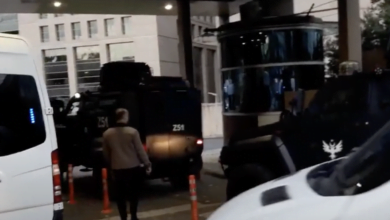 İstiklal Caddesi saldırısı zanlısı Ahlam Albashir ve 49 şüphelisi adliyeye sevk edildi. 14 İstiklal Caddesi saldırısı zanlısı Ahlam Albashir ve 49 şüphelisi adliyeye sevk edildi.