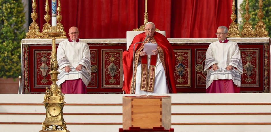 benedictus cenaze