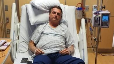 bolsonaro hastaneye kaldirildi