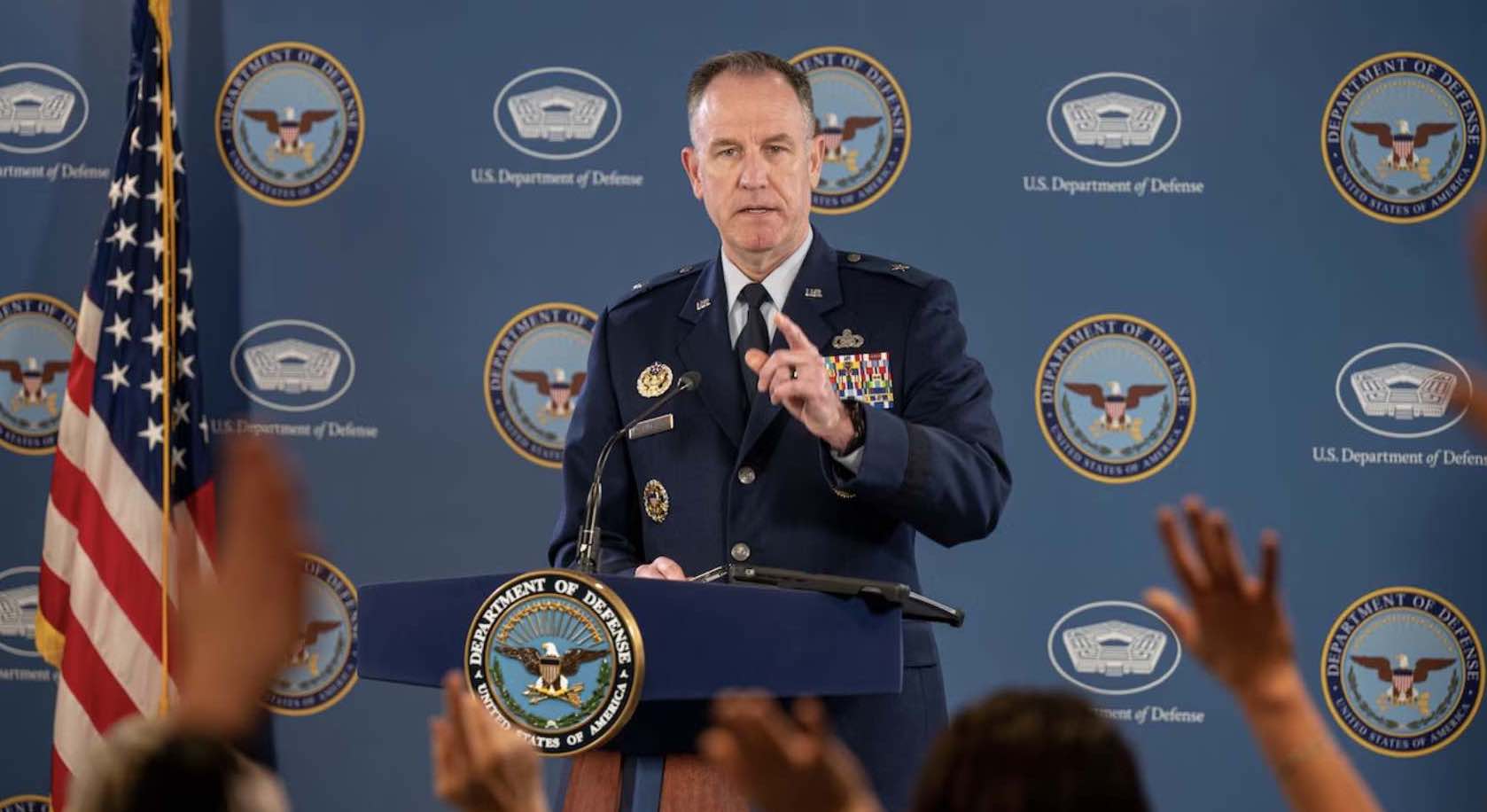 Pentagon: F-16 savaş uçağımız Huron Gölü üzerinde bir UFO vurdu General Patrick Ryder