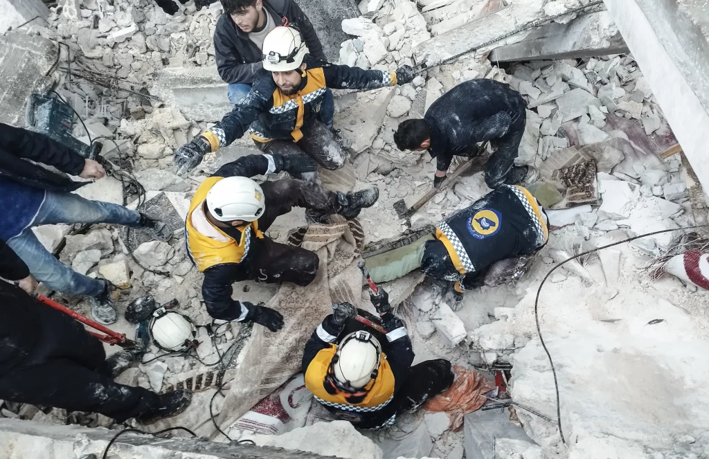 Müslüm Gülhan: Enkaz 13 kahramanmaras depremi enkaz 4