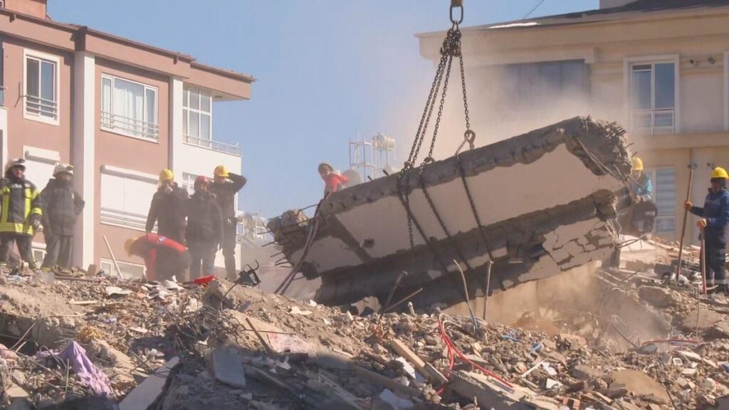 Müslüm Gülhan: Enkaz 8 kahramanmaras depremi enkaz 6