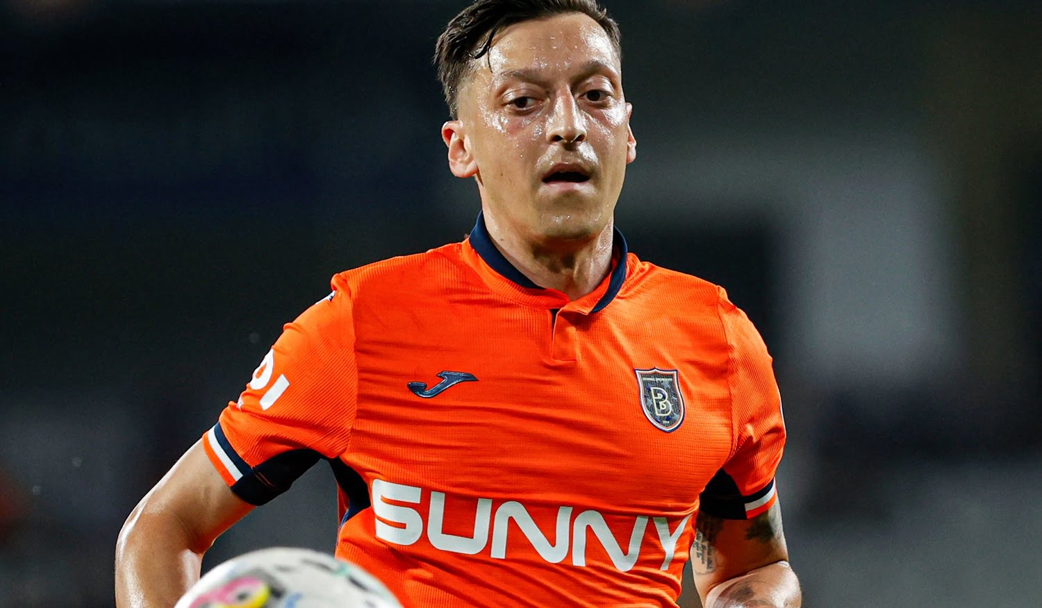 Mesut Özil Futbolu Bırakıyor 1 Mesut Özil Futbolu Bıraktı