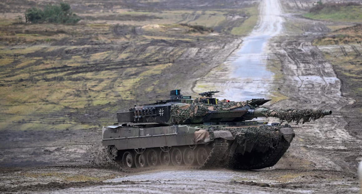 10 Leopard Tankı Ukrayna'ya Teslimatı Tamamlandı
