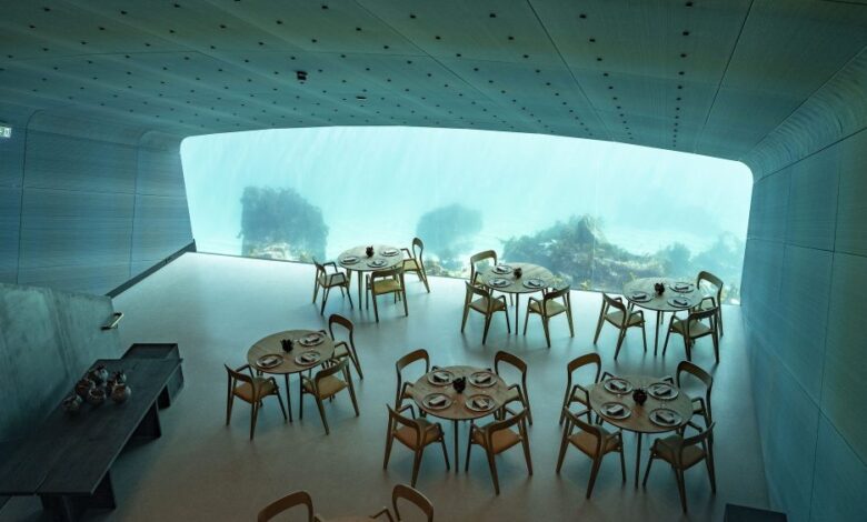 Dünyanın En Büyük Sualtı Restoranı: Under 15 Norveç Under Restaurant