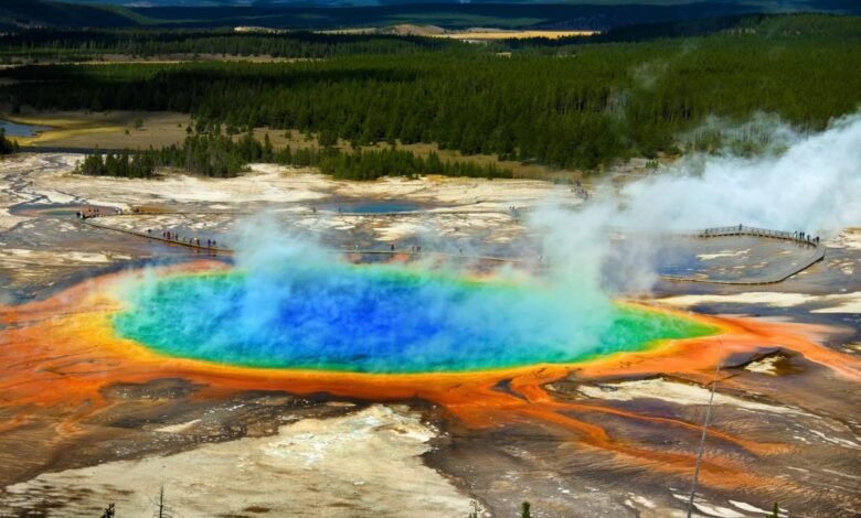 Morning Glory Pool: Turistler Doğa Harikasını Yok Etti! 3 Morning Glory Pool