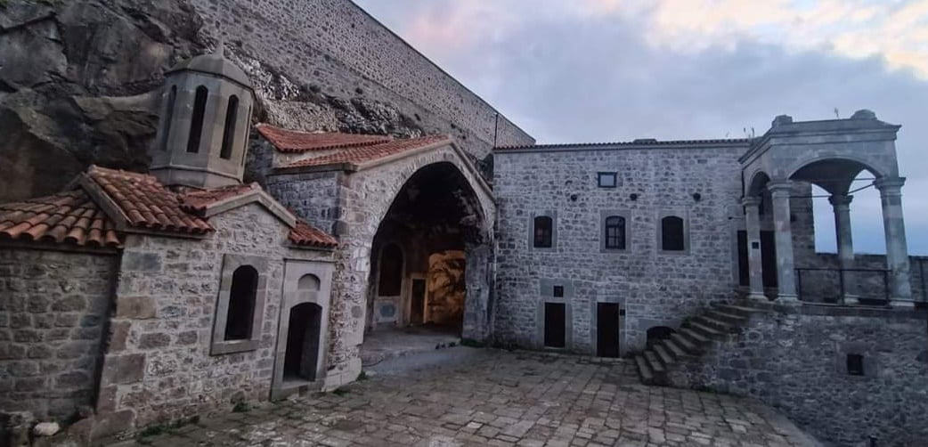 Kızlar Manastırı - Trabzon