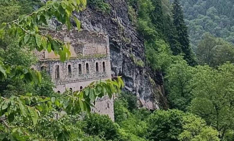 Kaderine terk edilmiş saklı tarih; Vazelon Manastırı! 20 Vazelon Manastırı