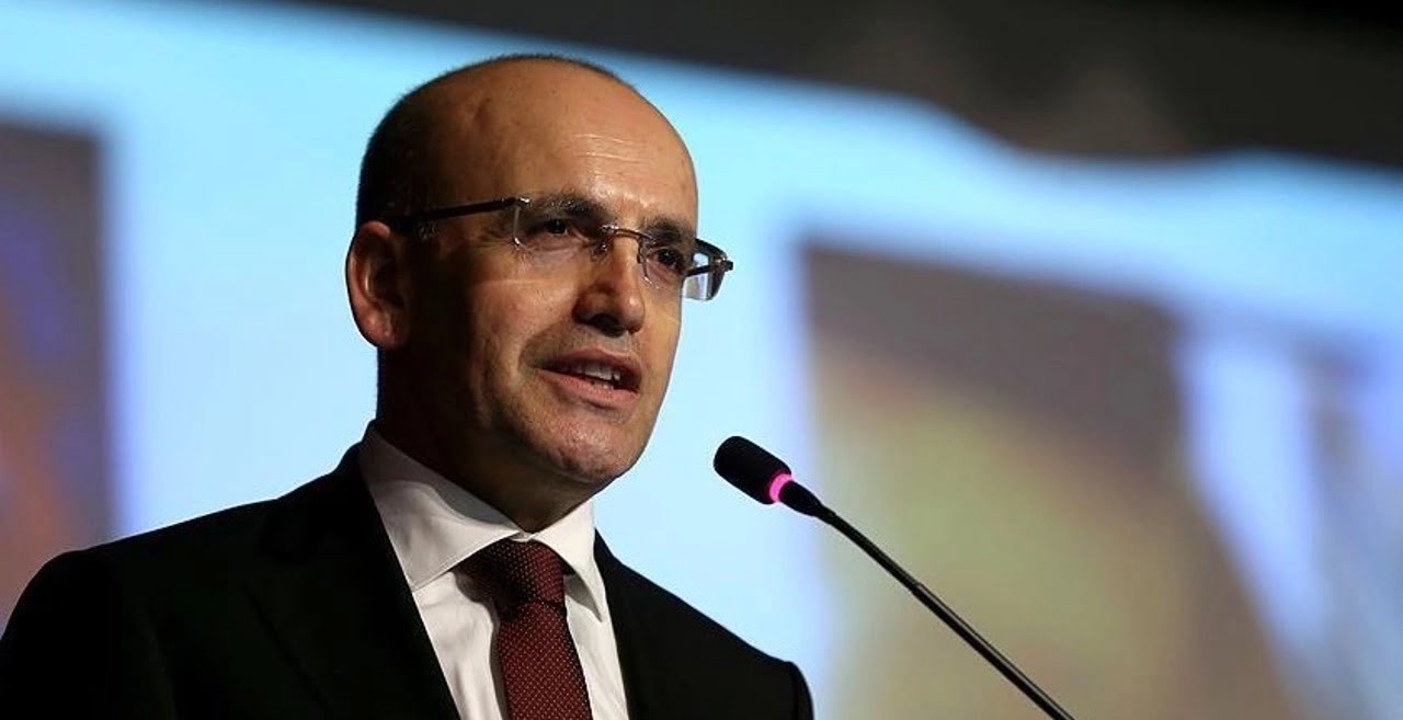 İmamoğlu Mehmet Şimşek ile görüşmesinin ardından kredi onayının çıktığını duyurdu